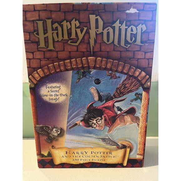 HARRY POTTER AND THE GOLDEN SNITCH • 250-Piece Jigsaw Puzzle • Mattel - COMPLETE - Picture 2 of 9